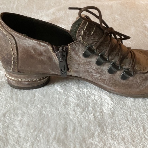 Virus Brown t8 distressed leather - Picture 4 of 13